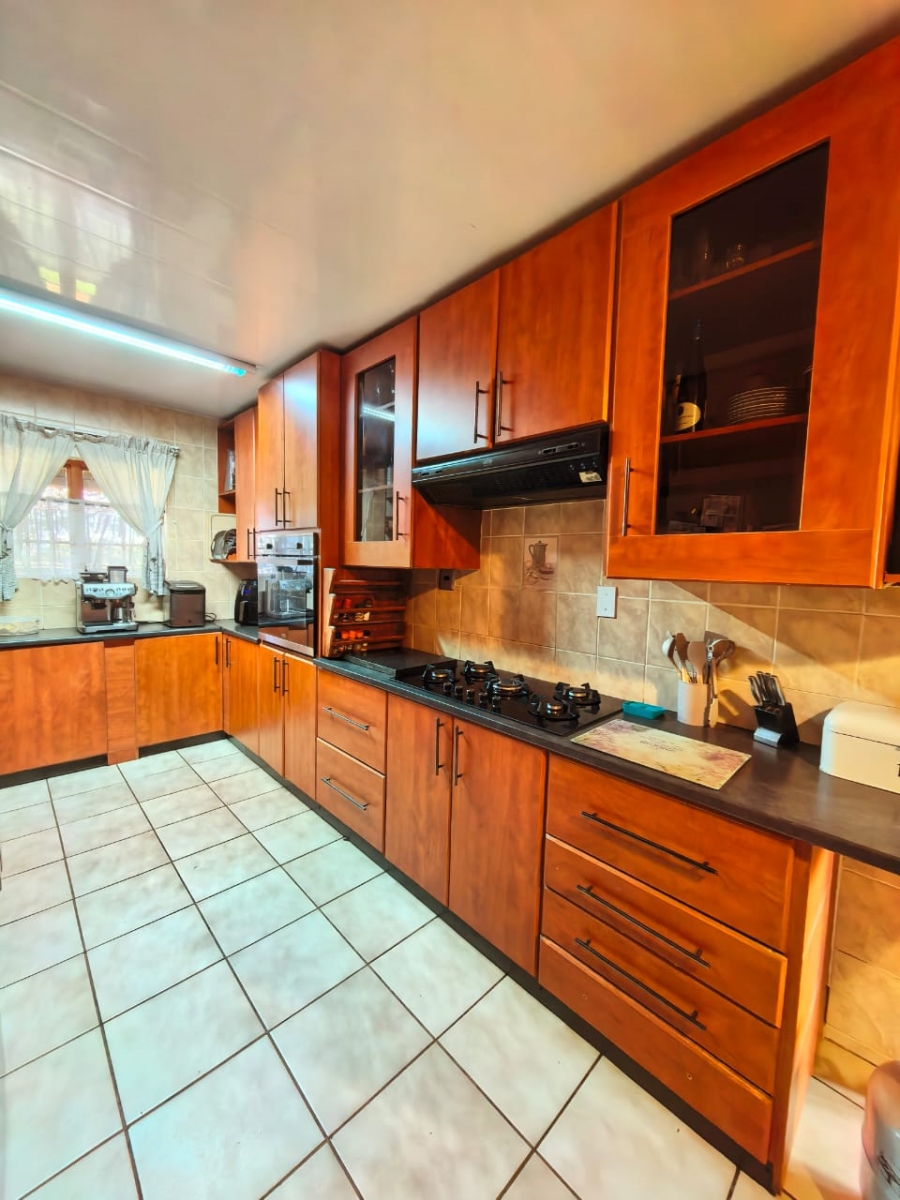 4 Bedroom Property for Sale in Vaalpark Free State